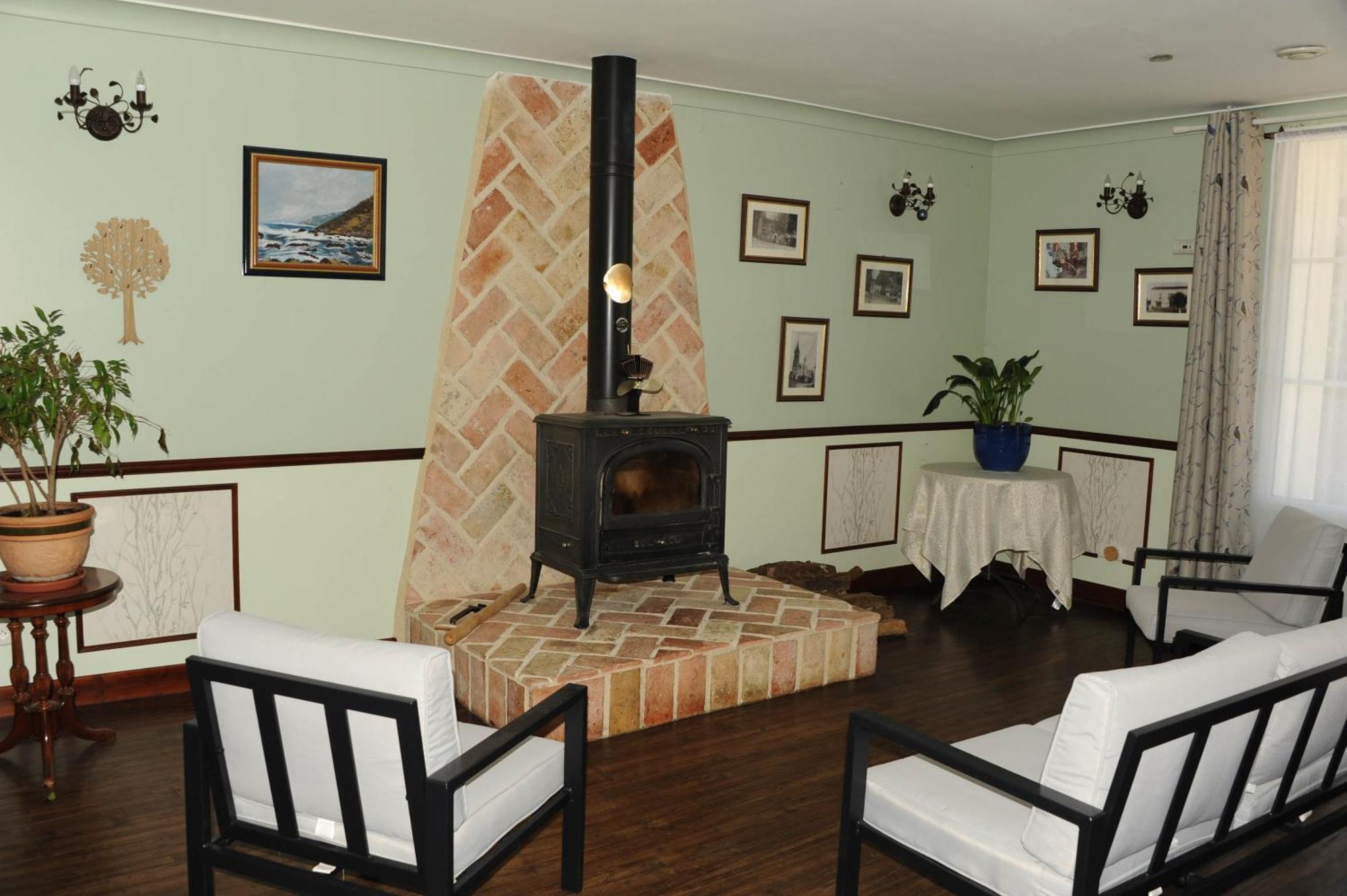 Le Beugnon La Marmotte A Queue Plate Bed & Breakfast エクステリア 写真